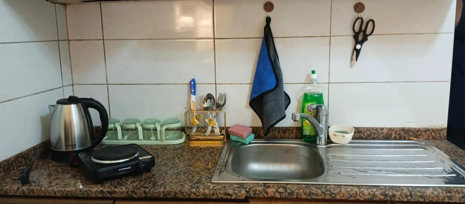 Affordable Male Bed Space In Deira Upper, Lower Bed Dubai 0*,